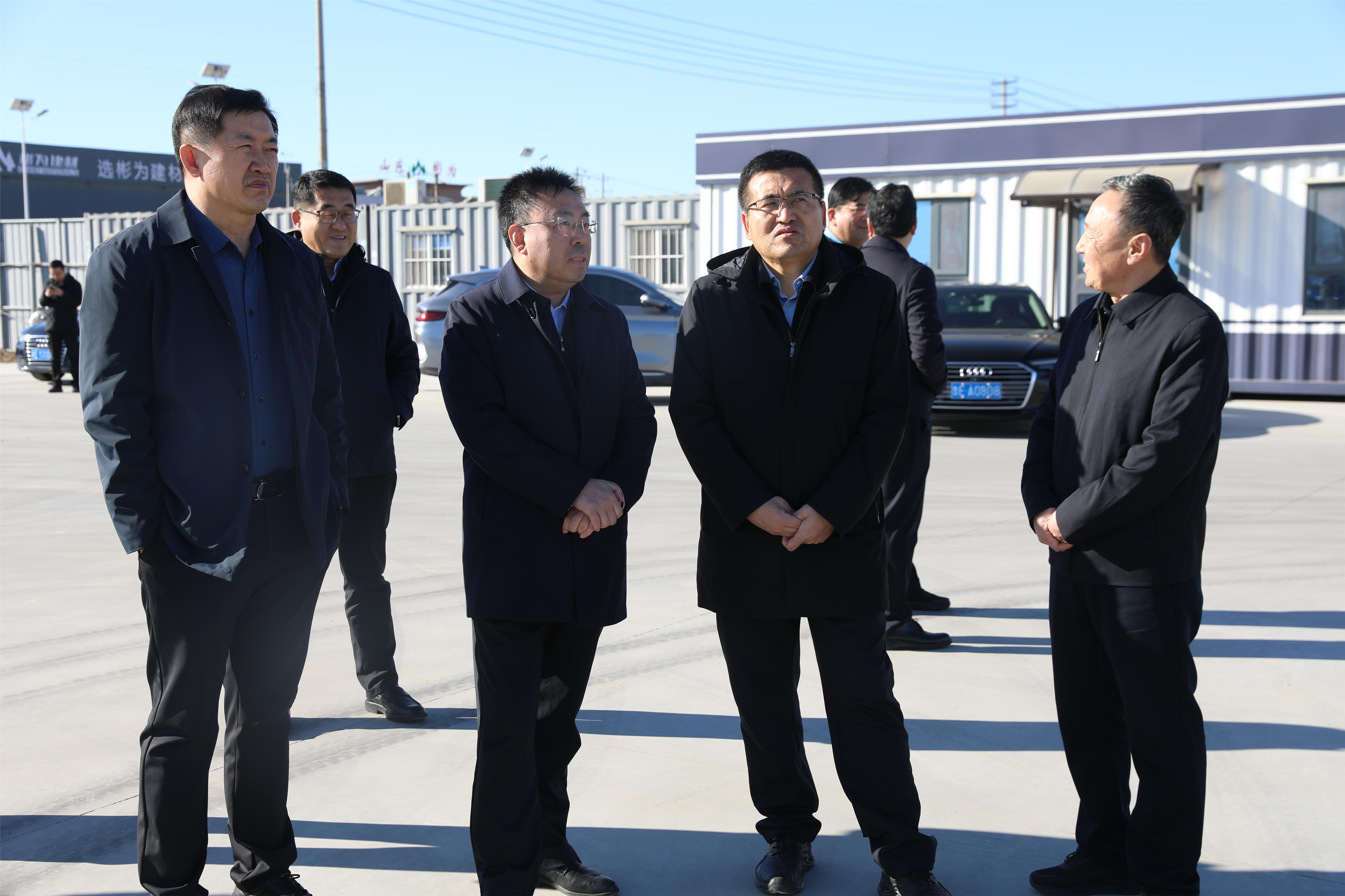 县委副书记、县长张奎滨来集团调研