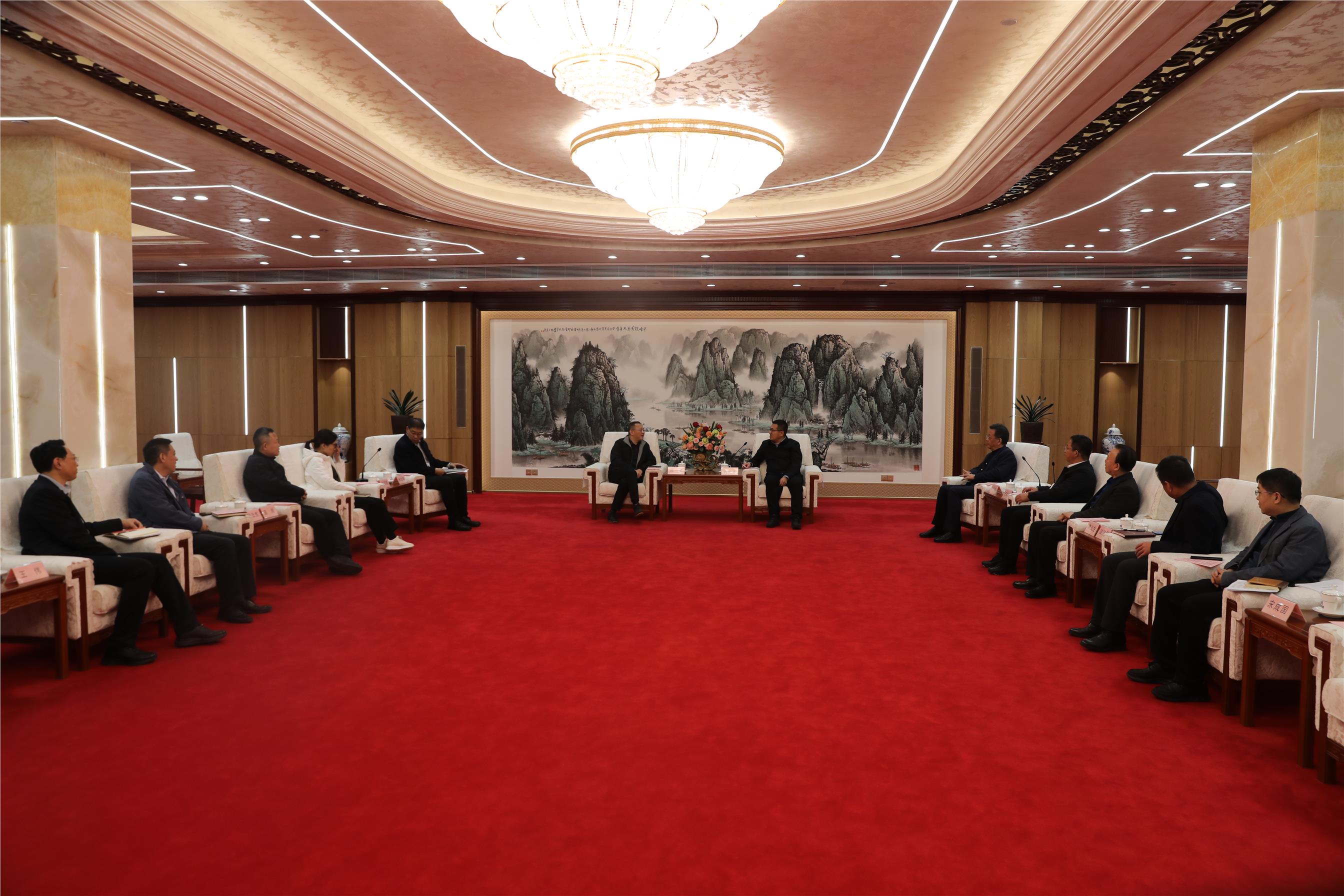 中国银行山东省分行党委委员、副行长兼风险总监薛冬来集团调研